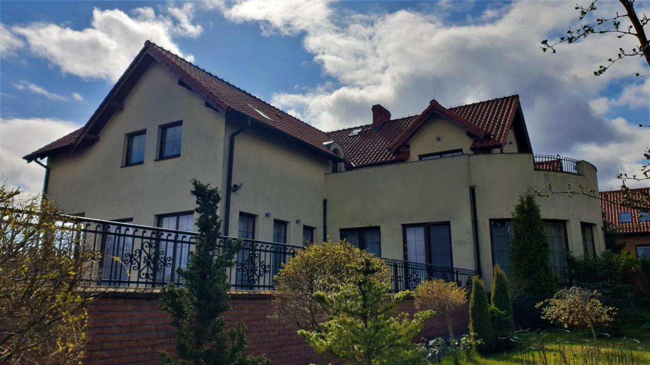 Villa Mechelinka 梅彻林基 外观 照片
